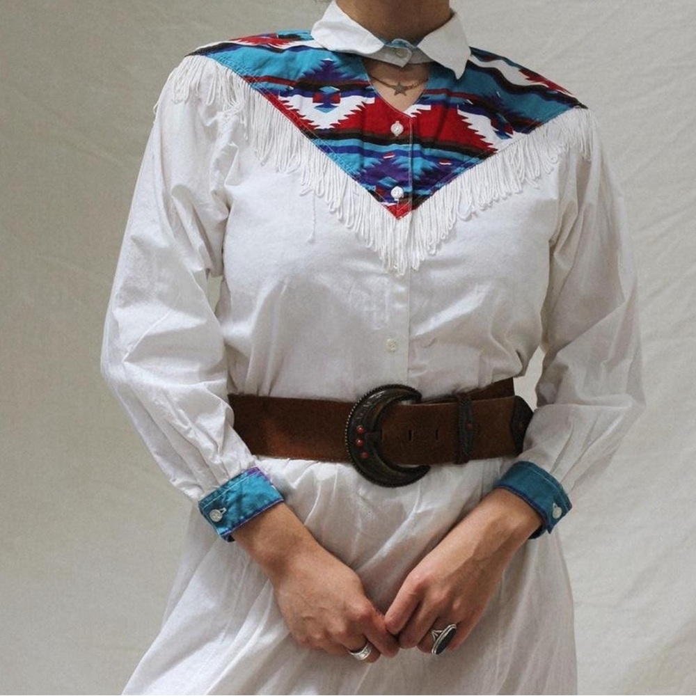vintage 90’s western cut out fringe blouse